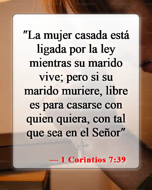 Versículos bíblicos sobre el divorcio y la separación (1 Corintios 7:39)