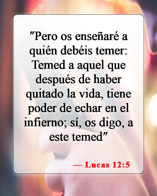 Versículos de la Biblia sobre las puertas del infierno (Lucas 12:5)